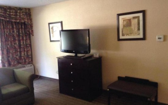 photo 3 of The Regency Hotel Convention Center