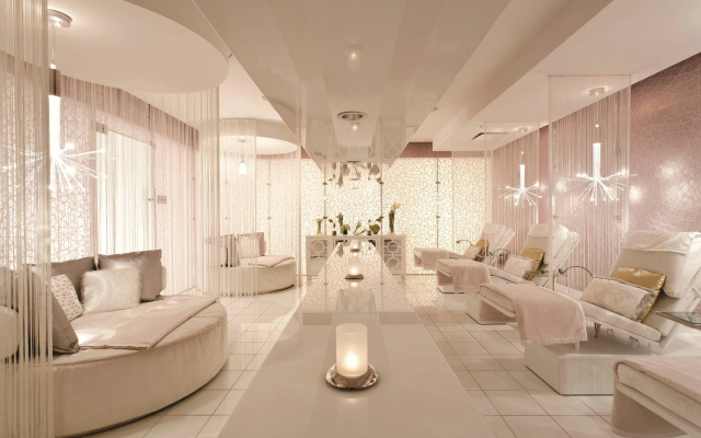 photo 2 of The Ritz-Carlton, Los Angeles