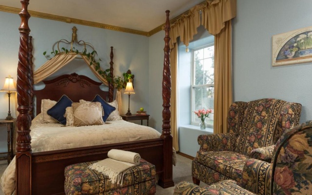 photo 4 of The Roosevelt Inn