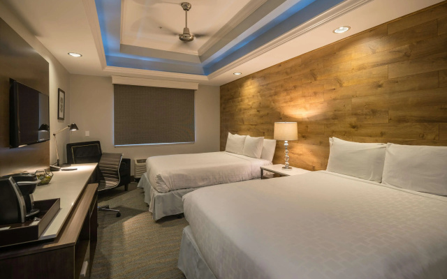 photo 3 of The Row Hotel, BW Signature Collection