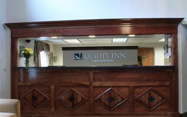 photo 2 of The Royal Inn & Suites