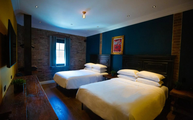 photo 3 of The Sohotel