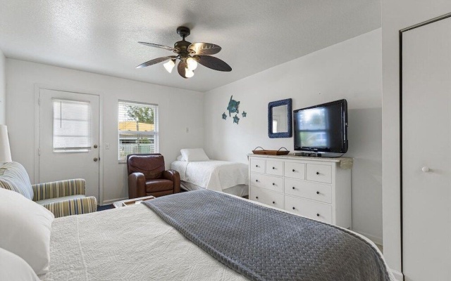 photo 4 of The Sportsman's Lodge & Marina