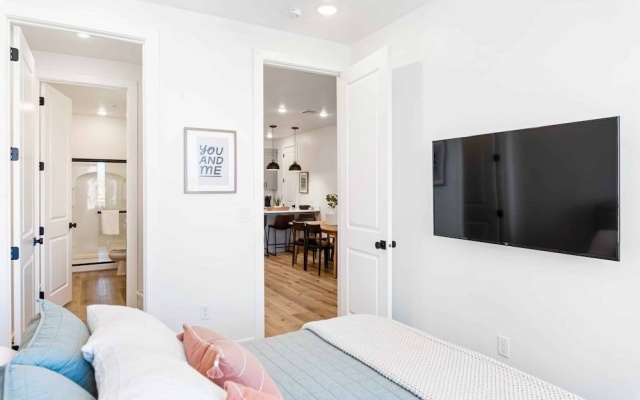 photo 5 of The Suite Spot #101 by RedAwning