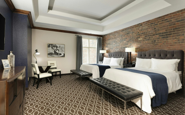 photo 3 of Des Lux Hotel