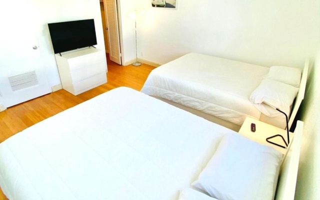 photo 4 of The Tides Condo On Hollywood