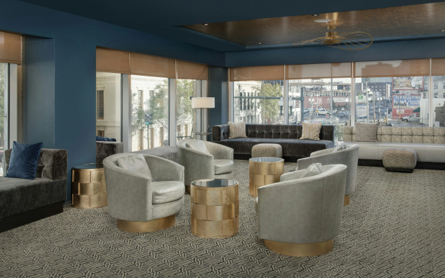 photo 2 of The Troubadour Hotel New Orleans
