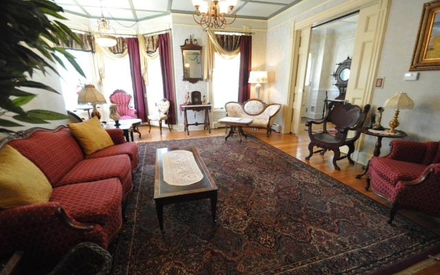photo 2 of The Wallingford Victorian Inn