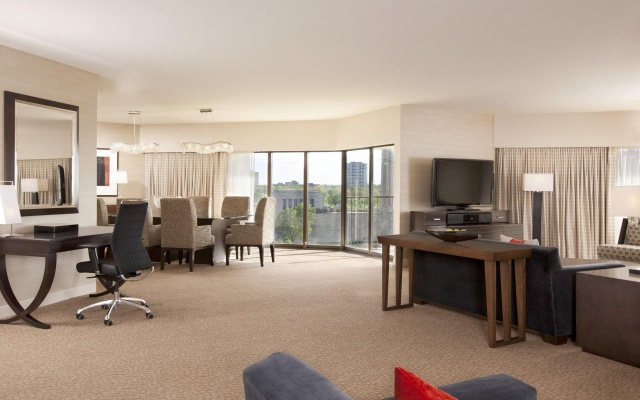 photo 3 of The Westin Kansas City at Crown Center