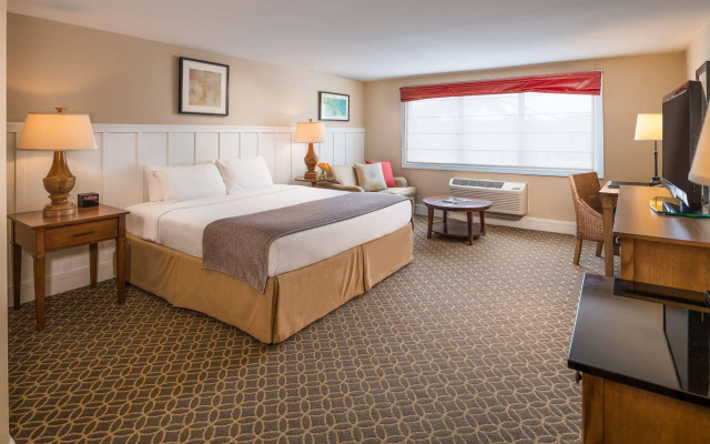 photo 5 of The Westport Inn