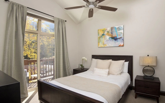 photo 5 of Timberfalls 1905 3 Bedroom Condo by Redawning