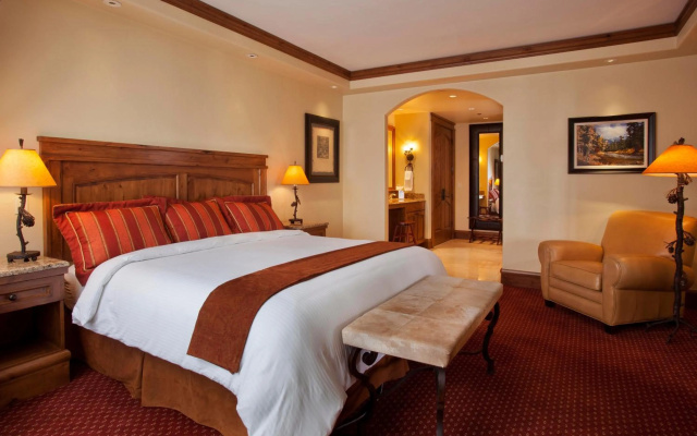 photo 5 of Tivoli Lodge