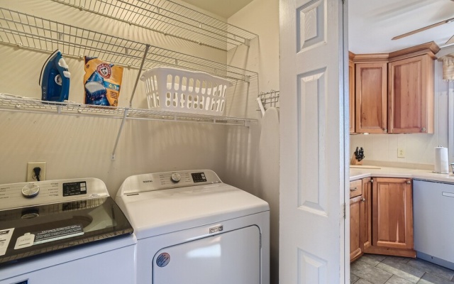 photo 5 of NEW- Family Friendly Ranch Home Near Nashville! (TA)