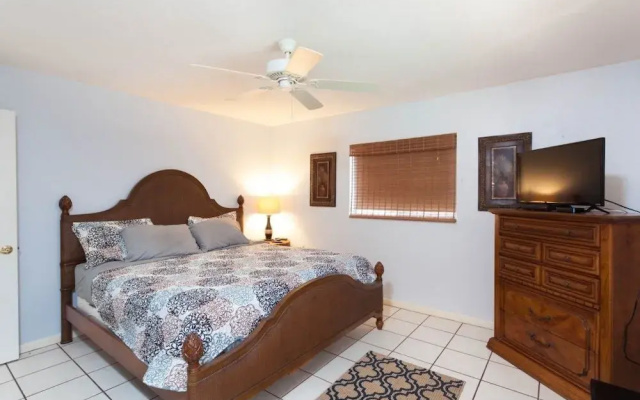photo 2 of Tomlinson Street Home 3719 - 3 Br Home