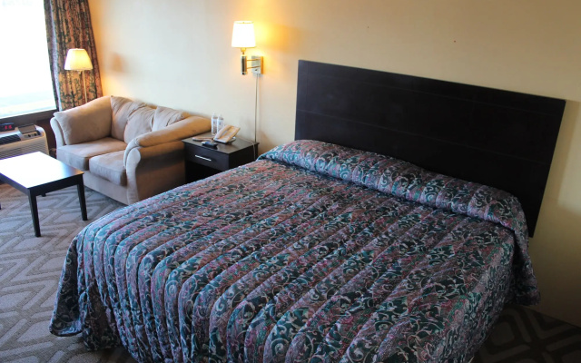 photo 2 of Tourway Inn
