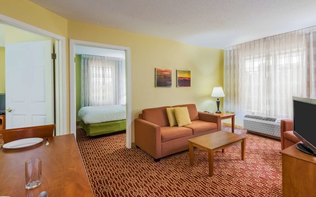 photo 4 of Pine Bush Suites Albany University