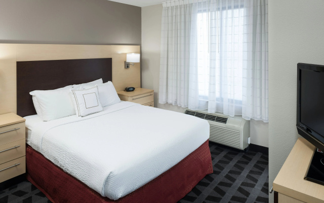 photo 4 of TownePlace Suites by Marriott Columbia Southeast/Ft Jackson