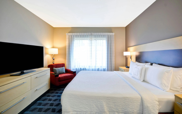 photo 4 of TownePlace Suites by Marriott Dallas Lewisville