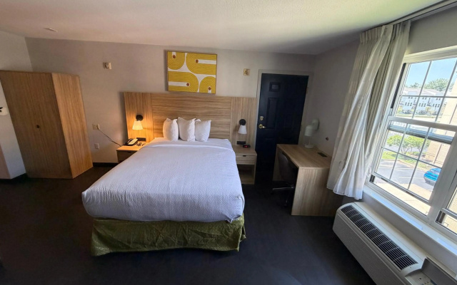 photo 4 of Sonesta Simply Suites Detroit Novi