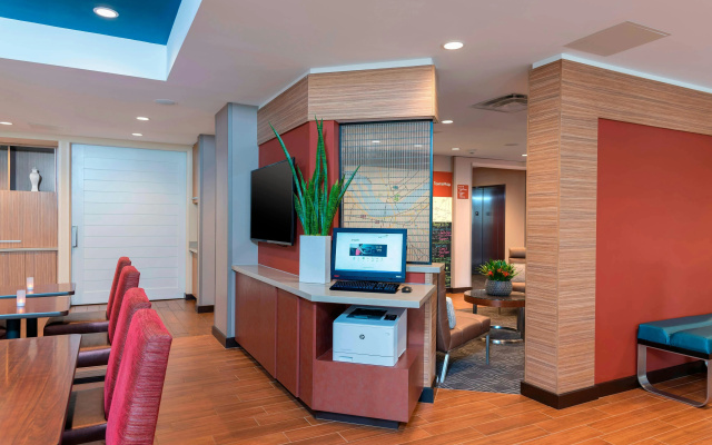 photo 5 of TownePlace Suites by Marriott Louisville North