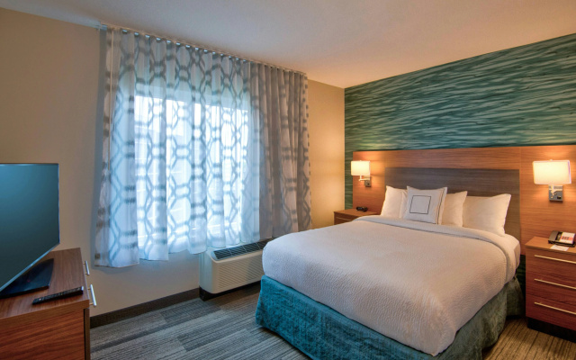 photo 4 of TownePlace Suites by Marriott Miami Airport