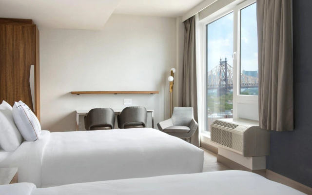 photo 2 of TownePlace Suites by Marriott New York Long Island City/Manhattan View