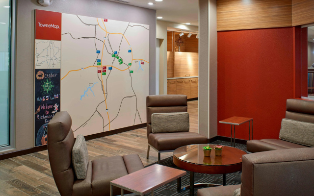 photo 2 of TownePlace Suites by Marriott Richmond