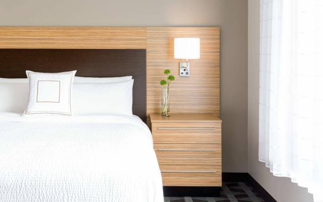 photo 4 of TownePlace Suites by Marriott Detroit Canton