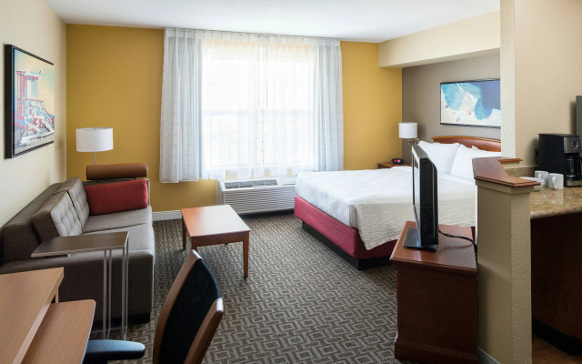 photo 3 of TownePlace Suites Los Angeles LAX/Manhattan Beach