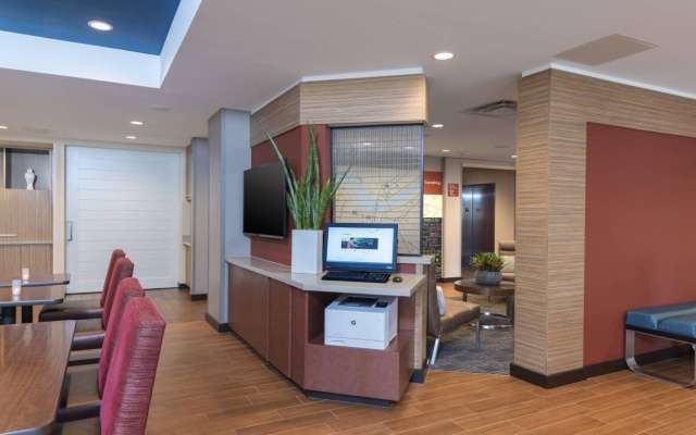 photo 3 of TownePlace Suites Louisville North