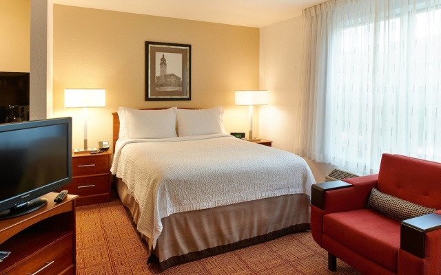 photo 5 of TownePlace Suites Minneapolis Downtown