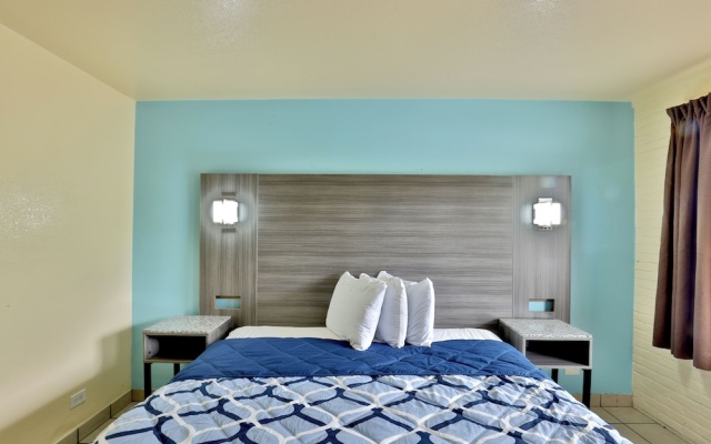 photo 5 of Americas Best Value Inn San Antonio Airport South