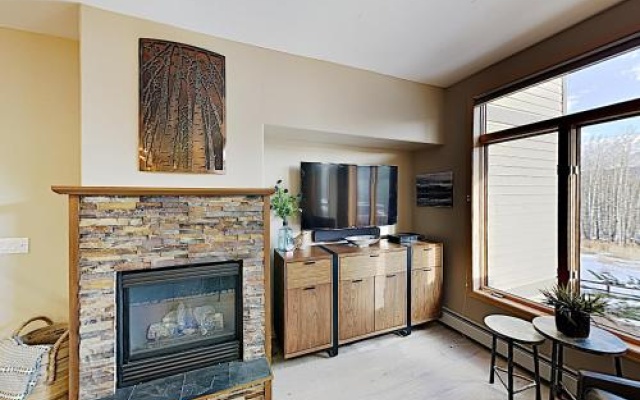 photo 3 of Townhouse near Lake Dillon in Frisco by RedAwning