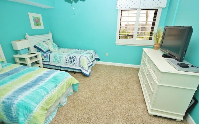 photo 2 of Tradewinds 503 Apartment 2