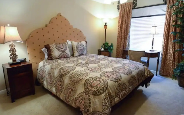 photo 2 of Traditional Touch By Signature Vacation Rentals