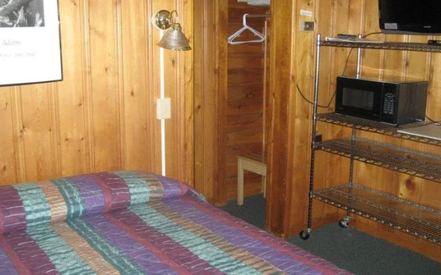 photo 4 of Trail Riders Motel