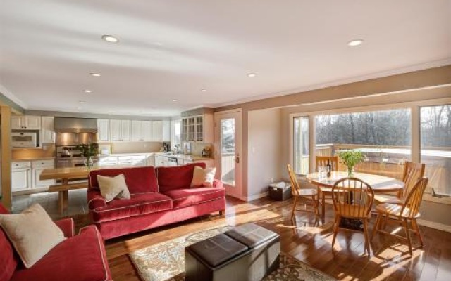 photo 4 of Trailside Village unit 3 by RedAwning