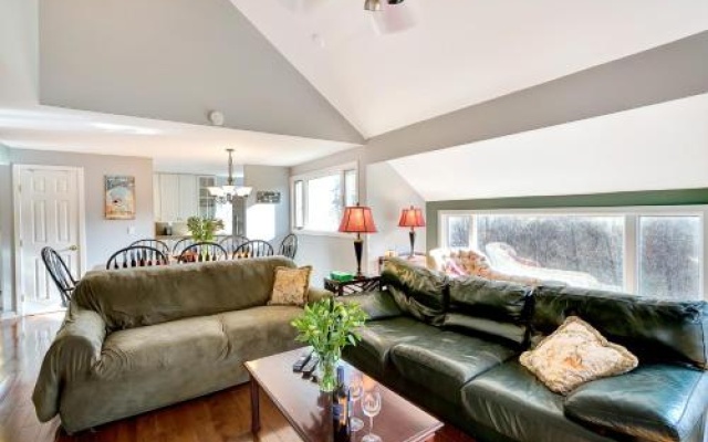 photo 3 of Trailside Village unit 4 by RedAwning