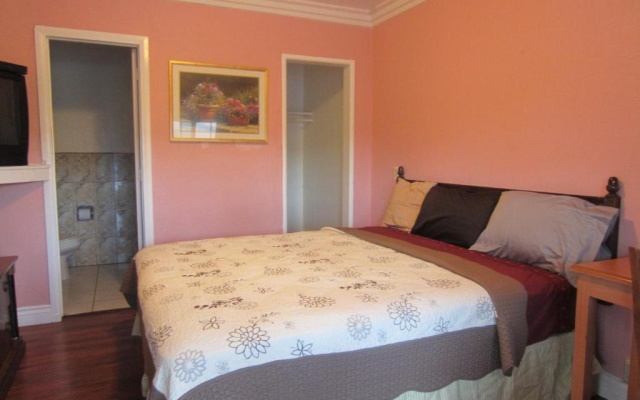 photo 4 of Travel Eagle Inn Motel