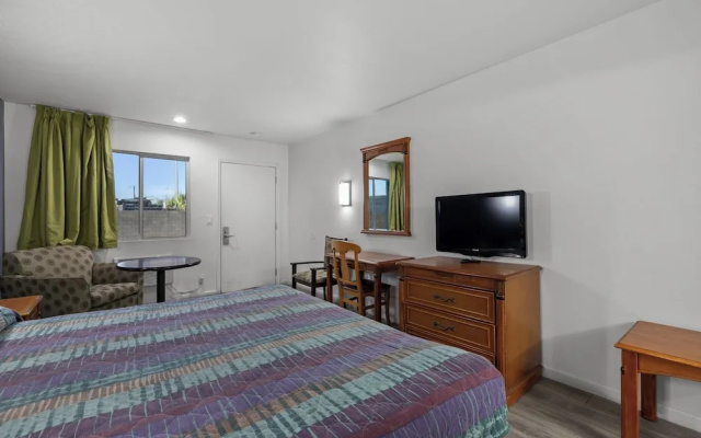 photo 5 of Travel Inn - In Phoenix (Alhambra)