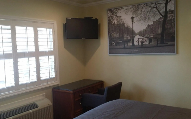 photo 4 of Travel Inn