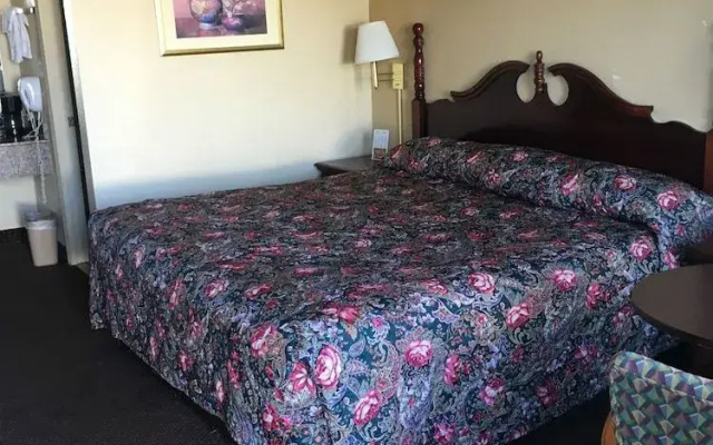 photo 5 of Travel Inn Lebanon Nashville Near I-40