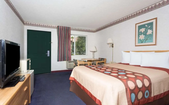 photo 5 of Days Inn by Wyndham Phoenix West