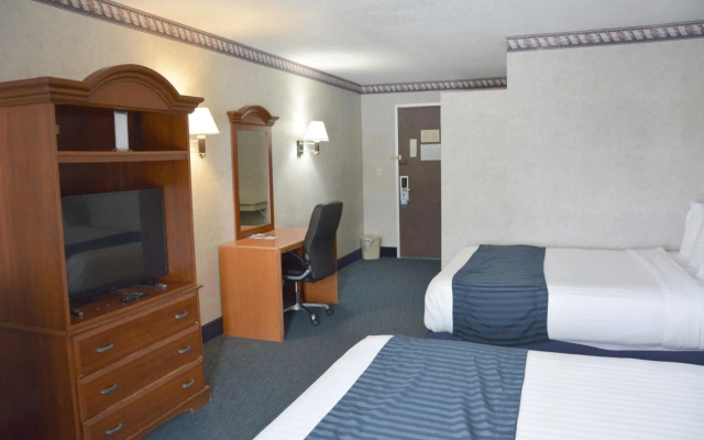 photo 2 of Travelodge by Wyndham Milwaukee