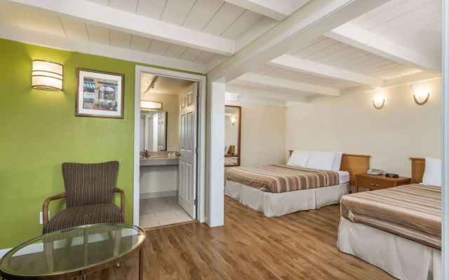 photo 5 of Travelodge by Wyndham Fairfield/Napa Valley