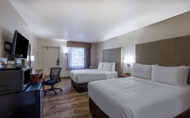 photo 2 of Travelodge By Wyndham Florida City/Homestead/Everglades