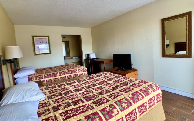 photo 4 of Travelodge Port Richey FL Hotel