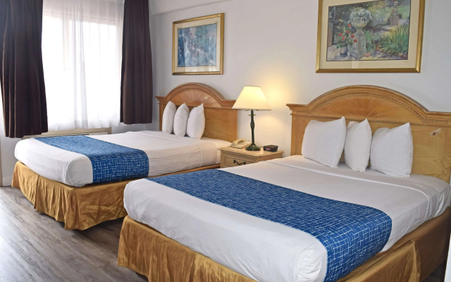 photo 2 of Travelodge by Wyndham San Francisco Airport North