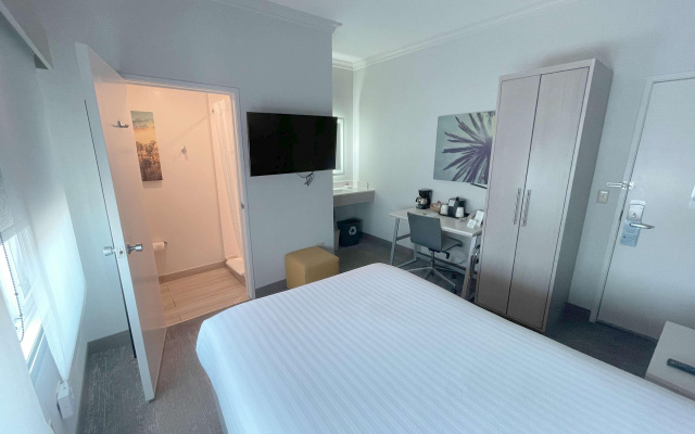 photo 3 of SureStay Hotel by Best Western Santa Monica