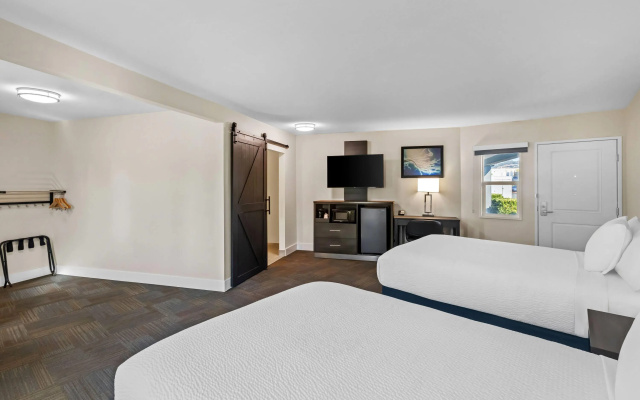 photo 5 of Travelodge by Wyndham Santa Rosa Wine Country